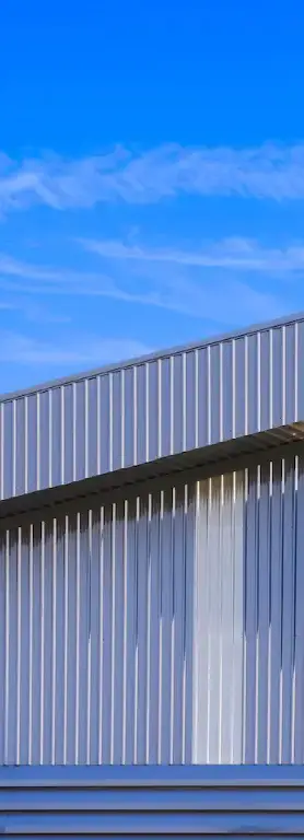 batiment metallique vue gauche façade batiment metallique